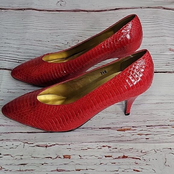 Stefani Red Leather Animal Print Prints Size 7.5 NWOT - Picture 2 of 10